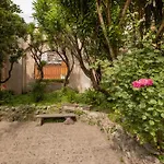 Newly Renovated Two-Room Apartment