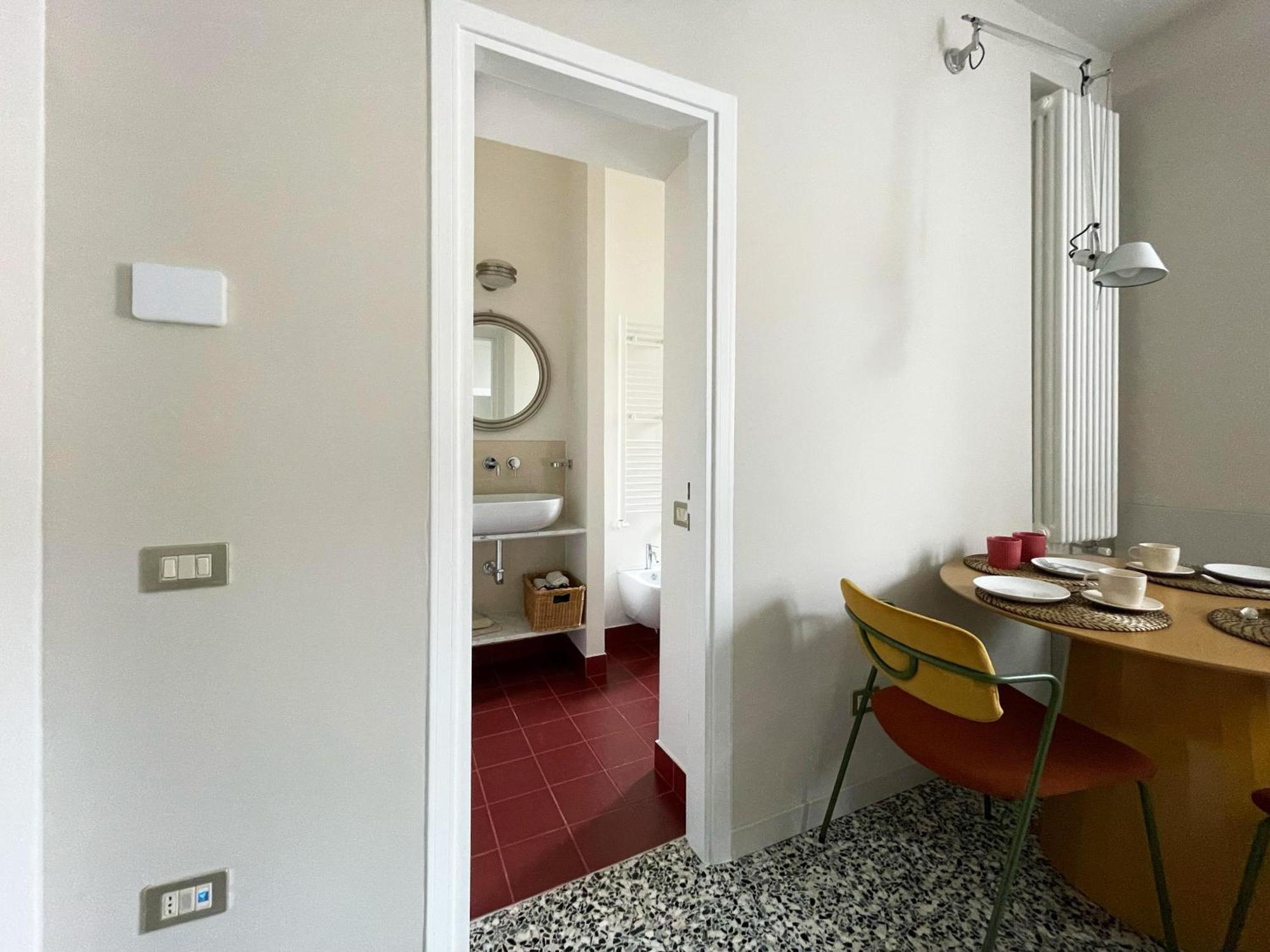 Apartamento Newly Renovated Two-room